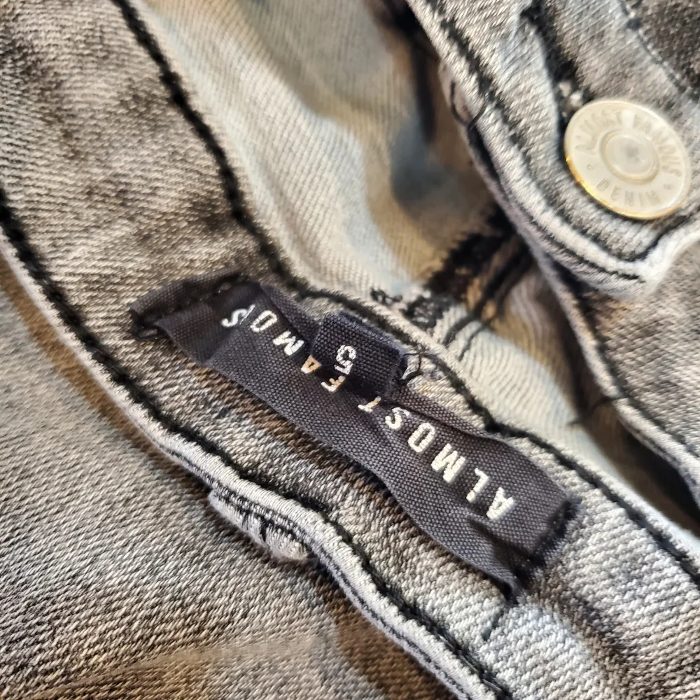 Almost‎ Famous Jeans
